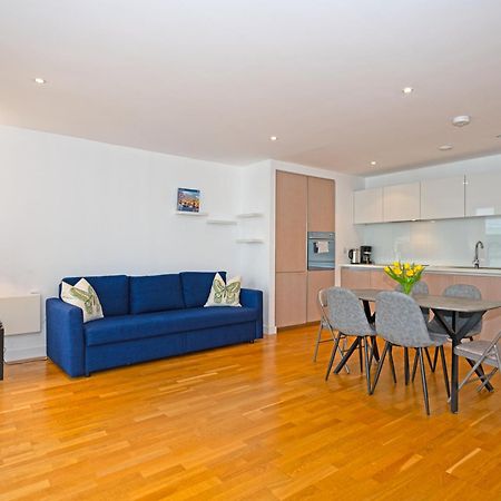 Kew Bridge Penthouse Apartment London Exterior photo