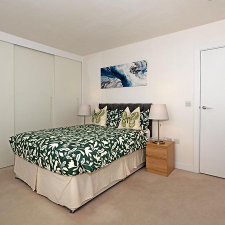 Kew Bridge Penthouse Apartment London Exterior photo
