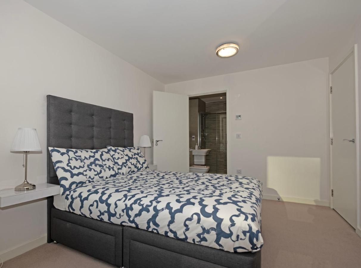 Kew Bridge Penthouse Apartment London Exterior photo
