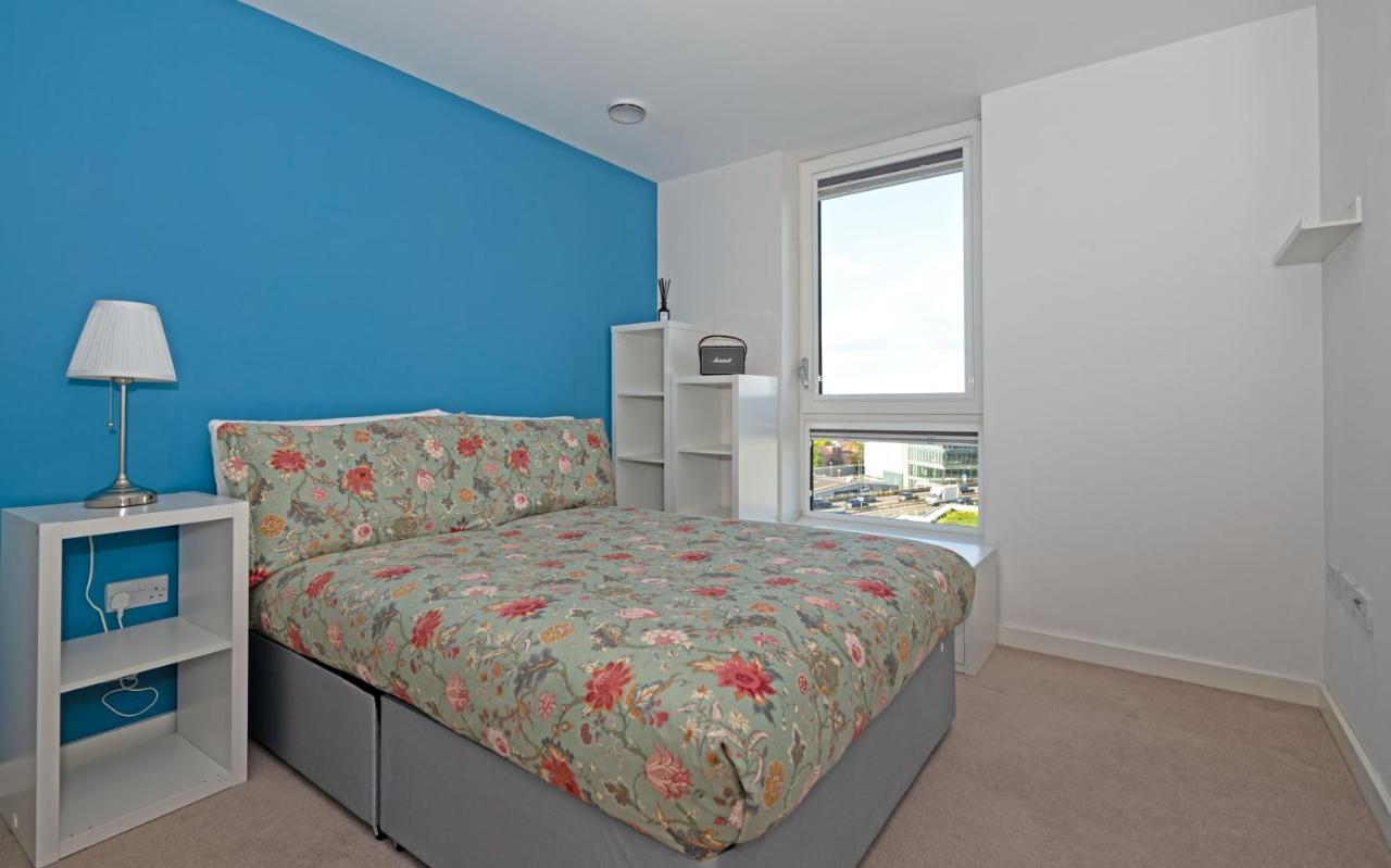 Kew Bridge Penthouse Apartment London Exterior photo